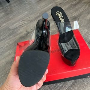 COPY - Size 7, pleaser heels. Very lightly worn, like new.